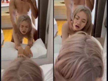 Doggy em gái dâm rên la trước gương