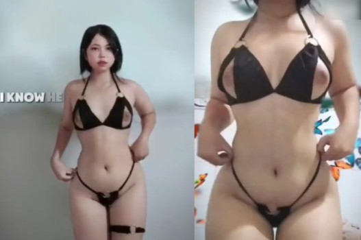 Nàng trong bộ đồ cuốn hút làm tăng sự mê hoặc